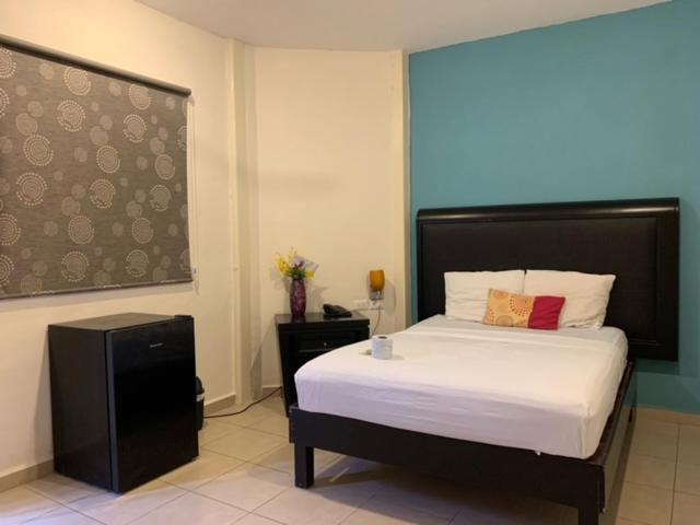 Hotel Real San Juan Suites Mérida Zewnętrze zdjęcie
